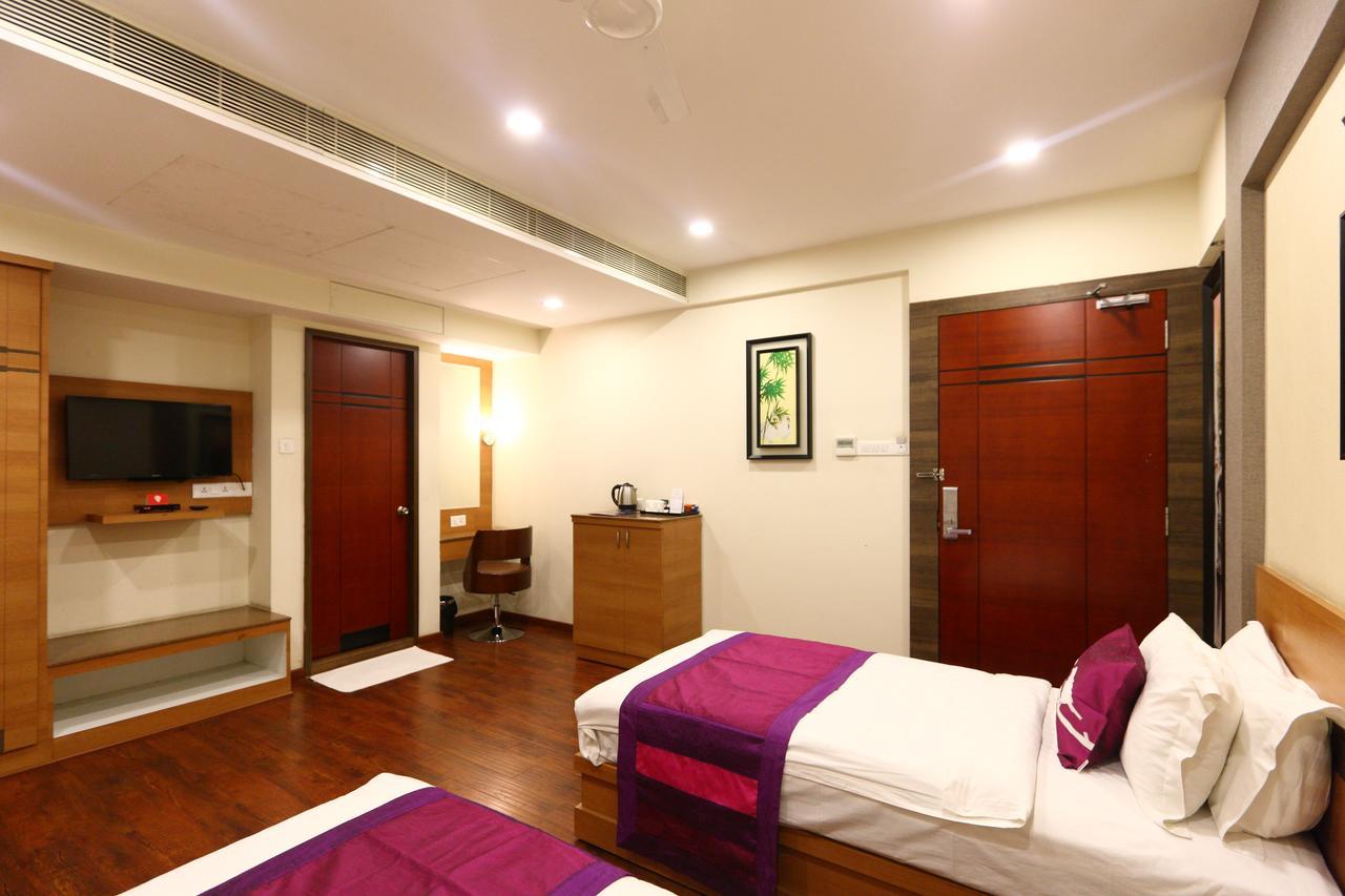 Fabhotel Prime Adore Residency Chennai Luaran gambar